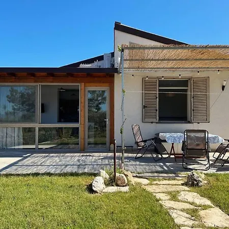 Sunset House 別荘 チェファル